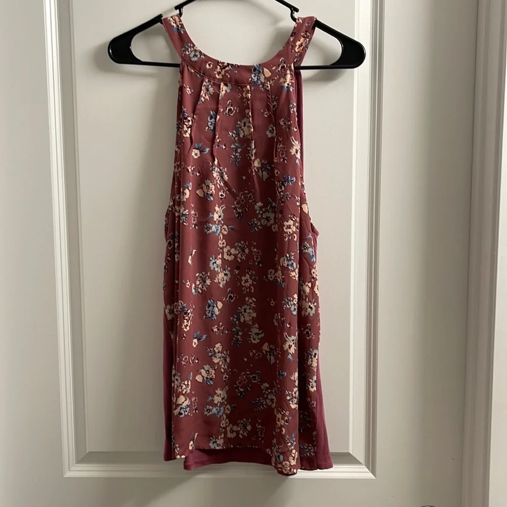 Spring Halter - Picture 1 of 4